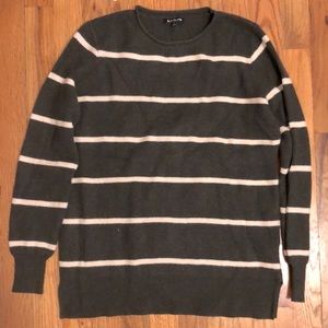 Deep green and cream sweater